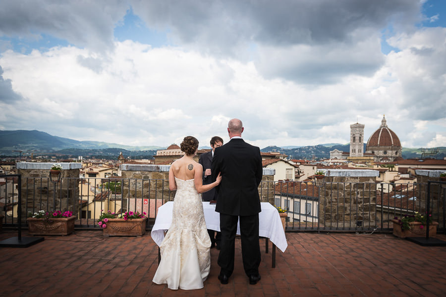 Tuscan destination elopement in Florence at Antica Torre Tornabuoni