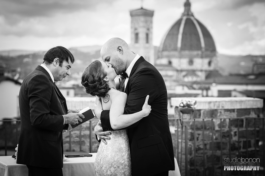 Tuscan destination elopement in Florence at Antica Torre Tornabuoni