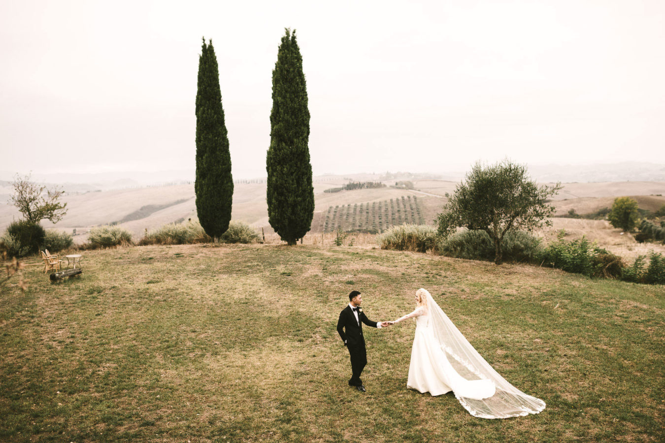 Italian Creative And Modern Wedding Photographer In Tuscany Near