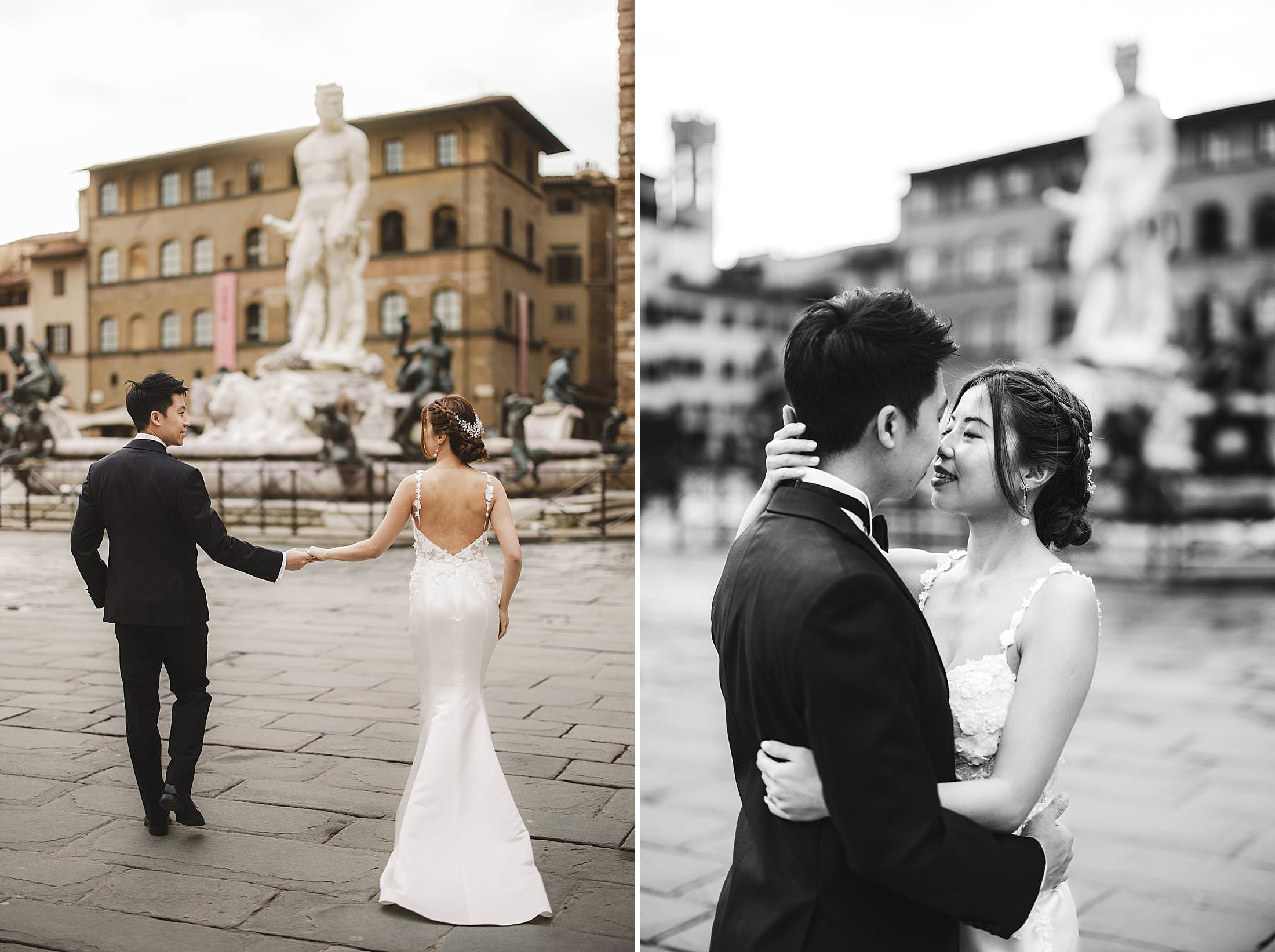 Unforgettable and classic couple pre-wedding photo shoot in the heart of Florence near Palazzo Vecchio at dawn